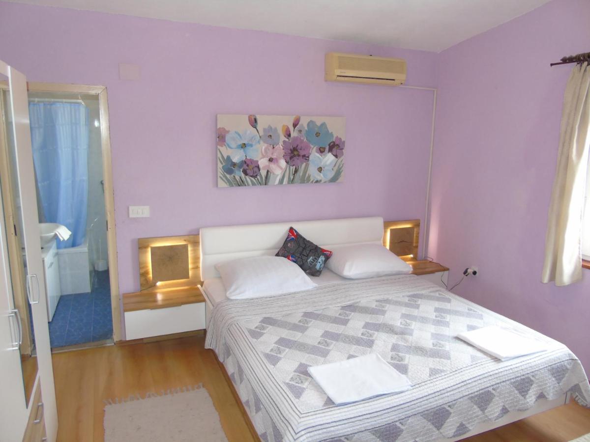 Apartments Kurilj Makarska Ngoại thất bức ảnh