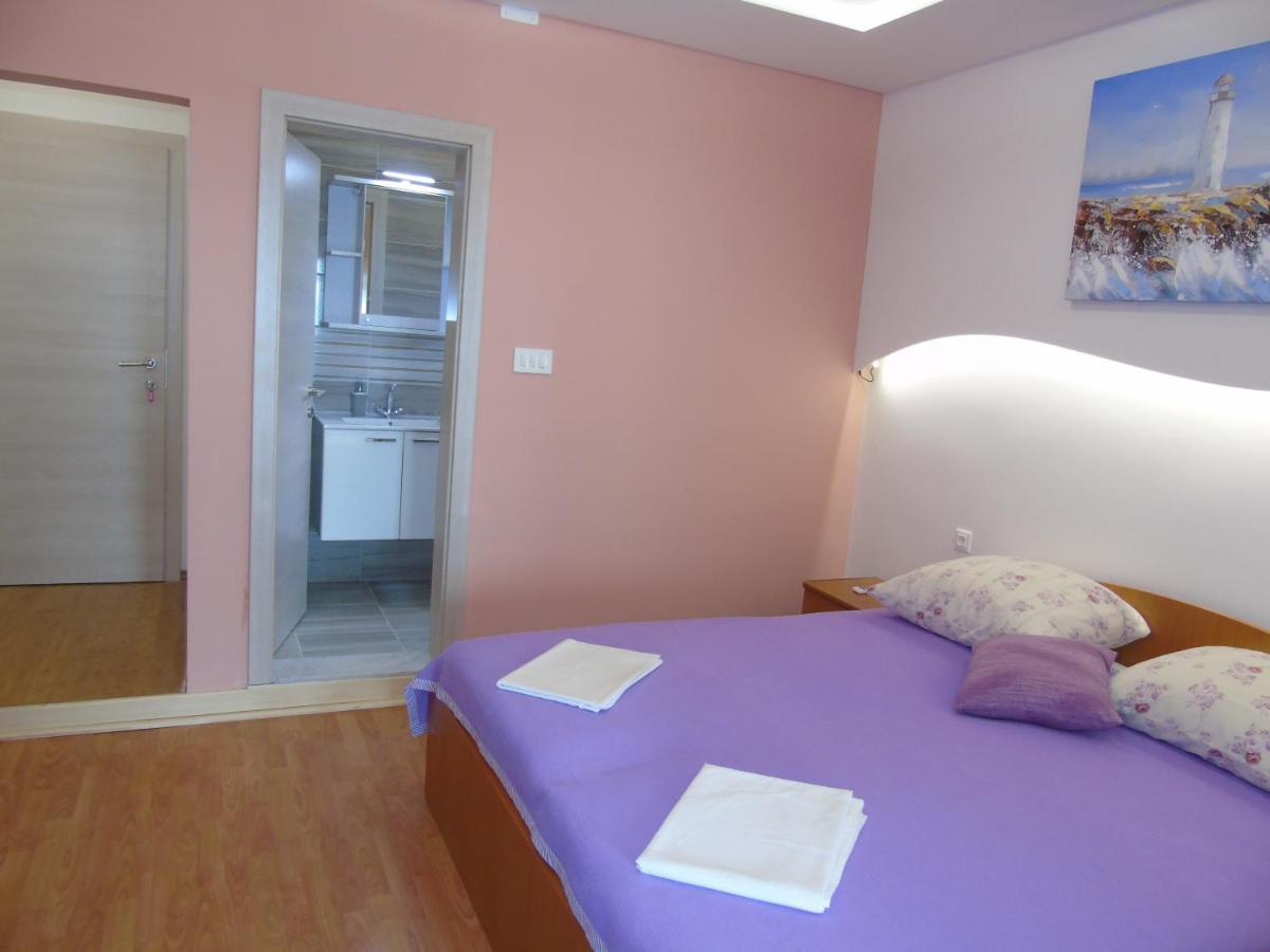 Apartments Kurilj Makarska Ngoại thất bức ảnh