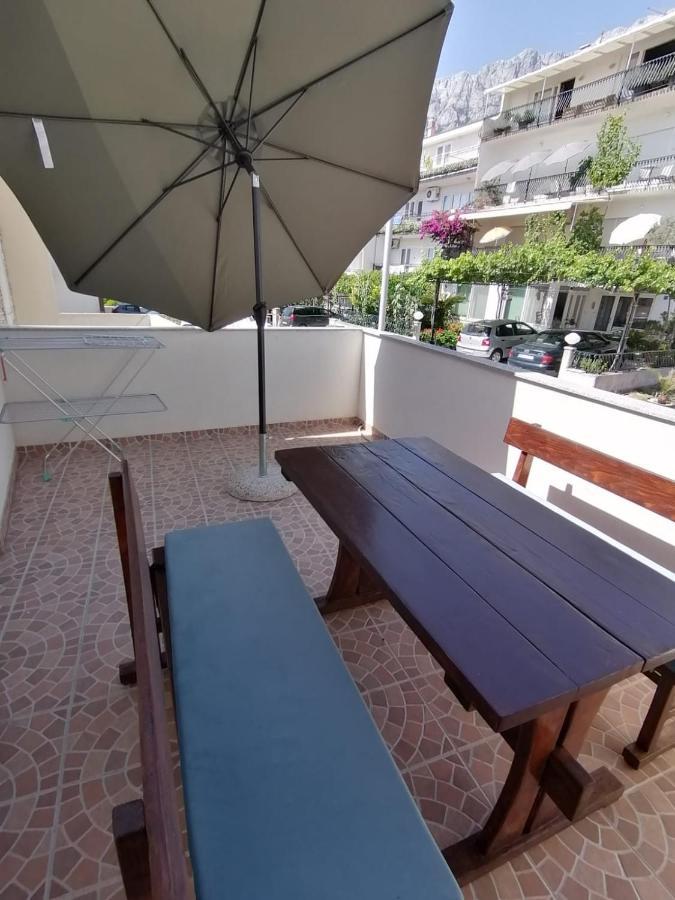 Apartments Kurilj Makarska Ngoại thất bức ảnh