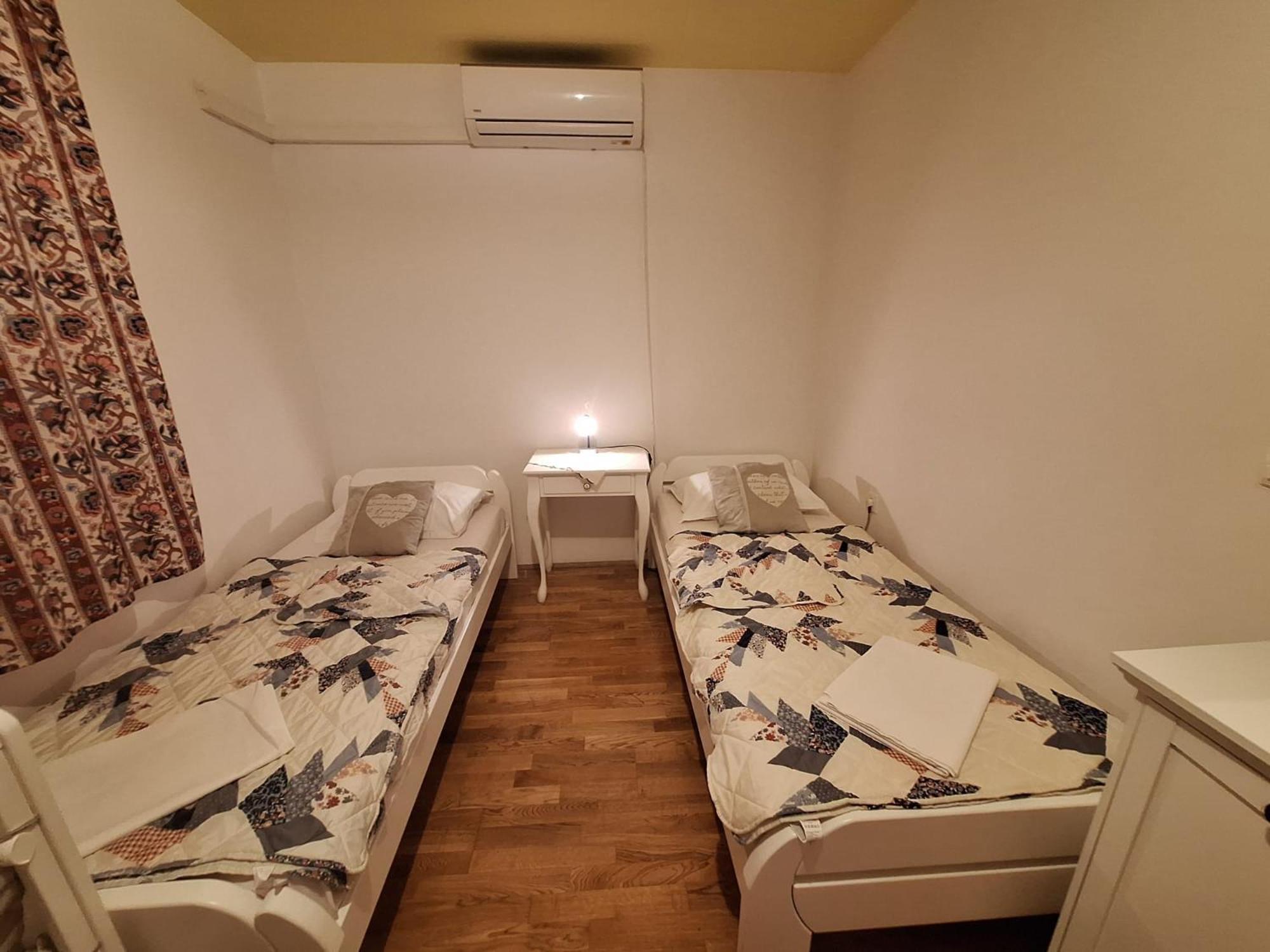 Apartments Kurilj Makarska Ngoại thất bức ảnh