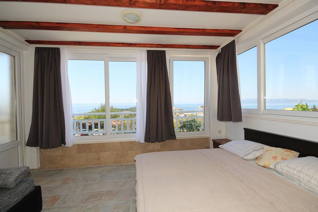 Apartments Kurilj Makarska Ngoại thất bức ảnh