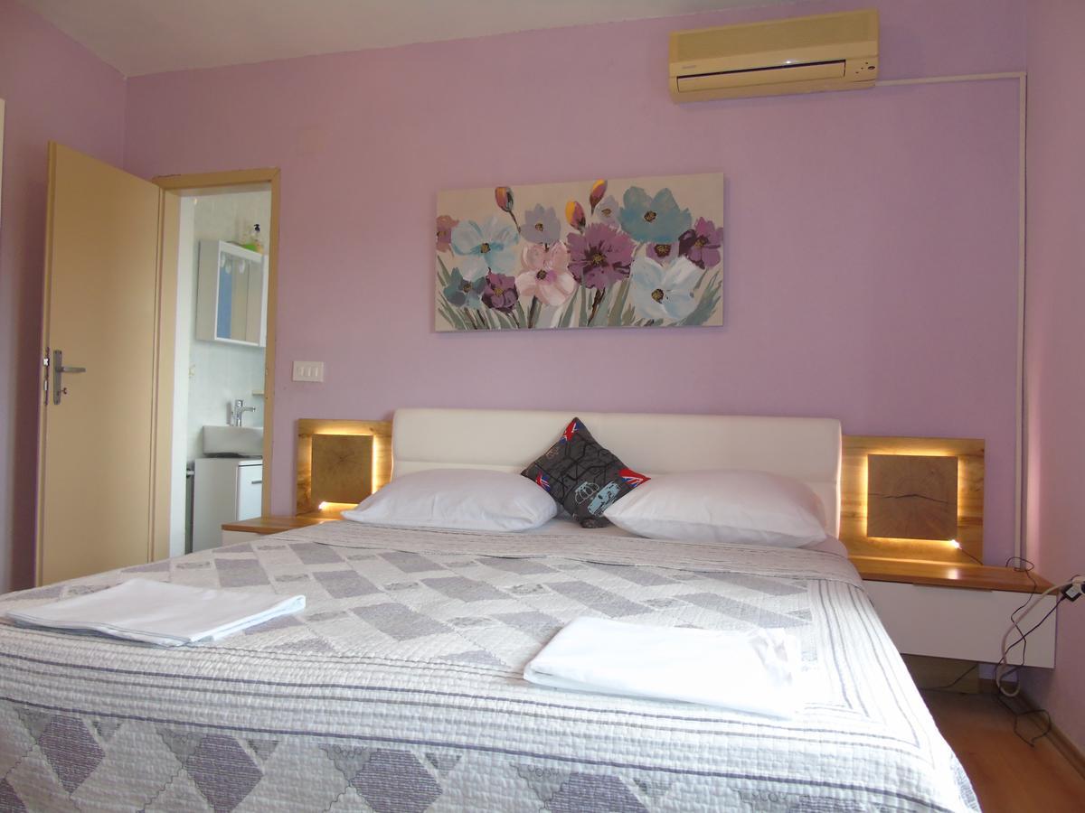 Apartments Kurilj Makarska Ngoại thất bức ảnh