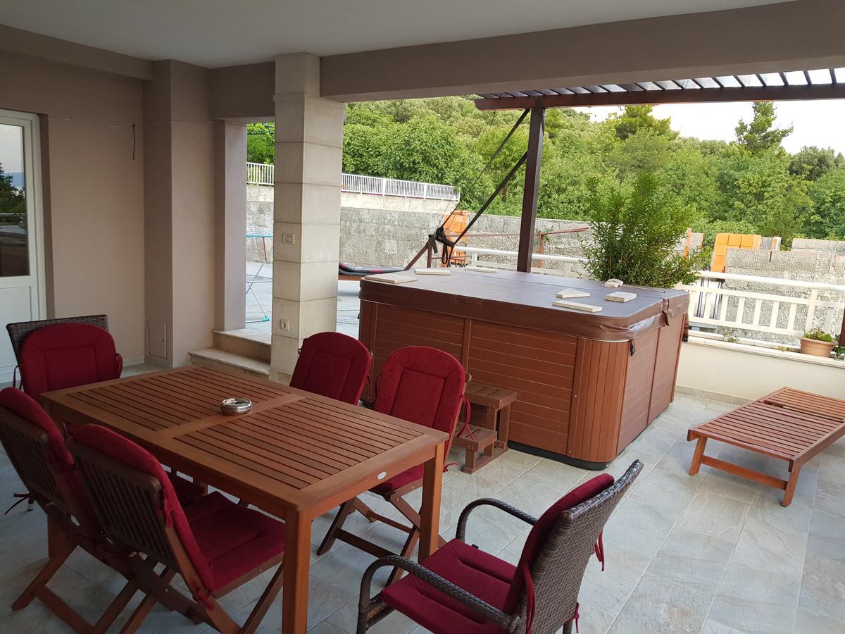 Apartments Kurilj Makarska Ngoại thất bức ảnh